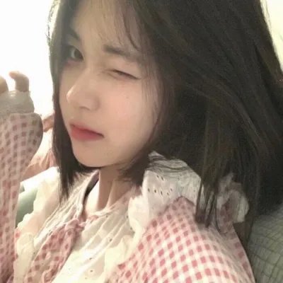 皇后驾到：反派人设崩不住了